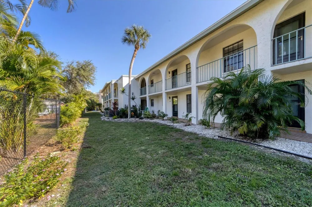 1730 MANASOTA BEACH ROAD #105 Englewood, FL 34223