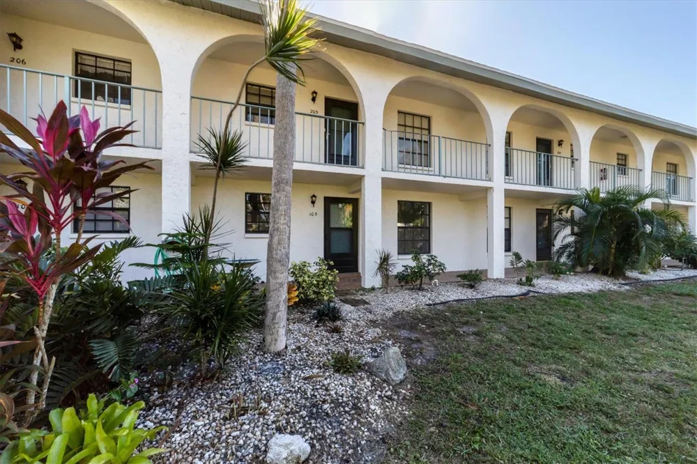 1730 MANASOTA BEACH ROAD #105 Englewood, FL 34223