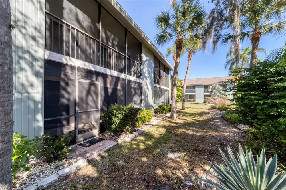 1730 MANASOTA BEACH ROAD #105 Englewood, FL 34223
