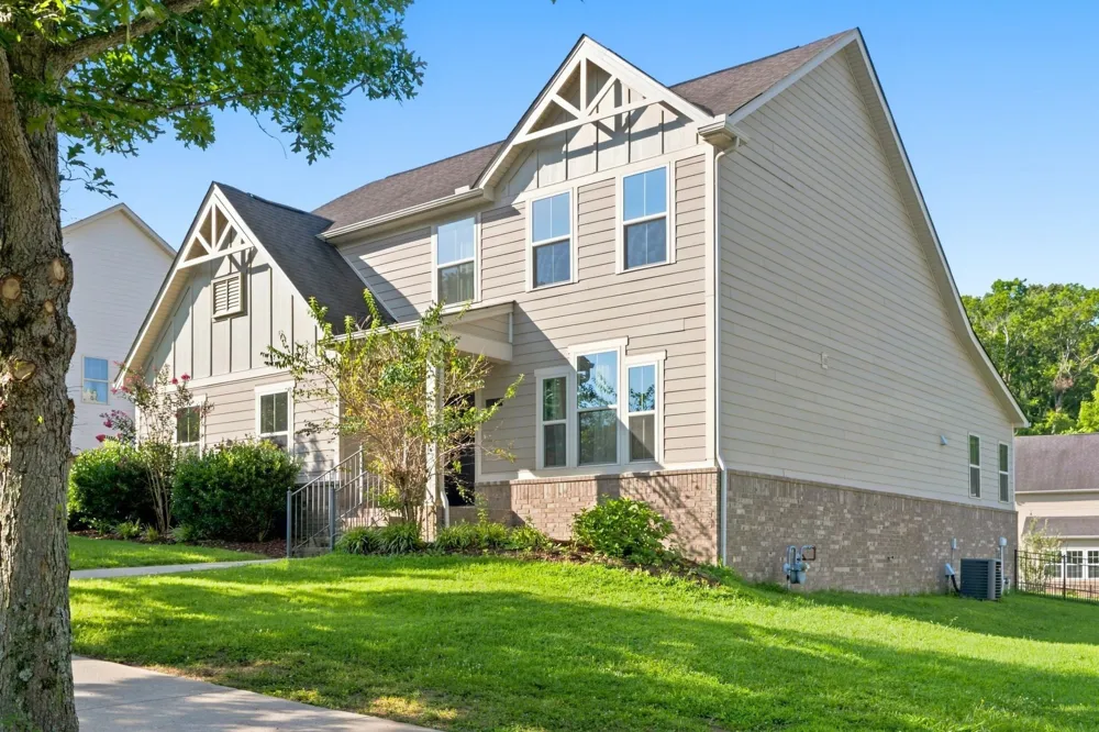 8010 Brookpark Ave Franklin, TN 37064