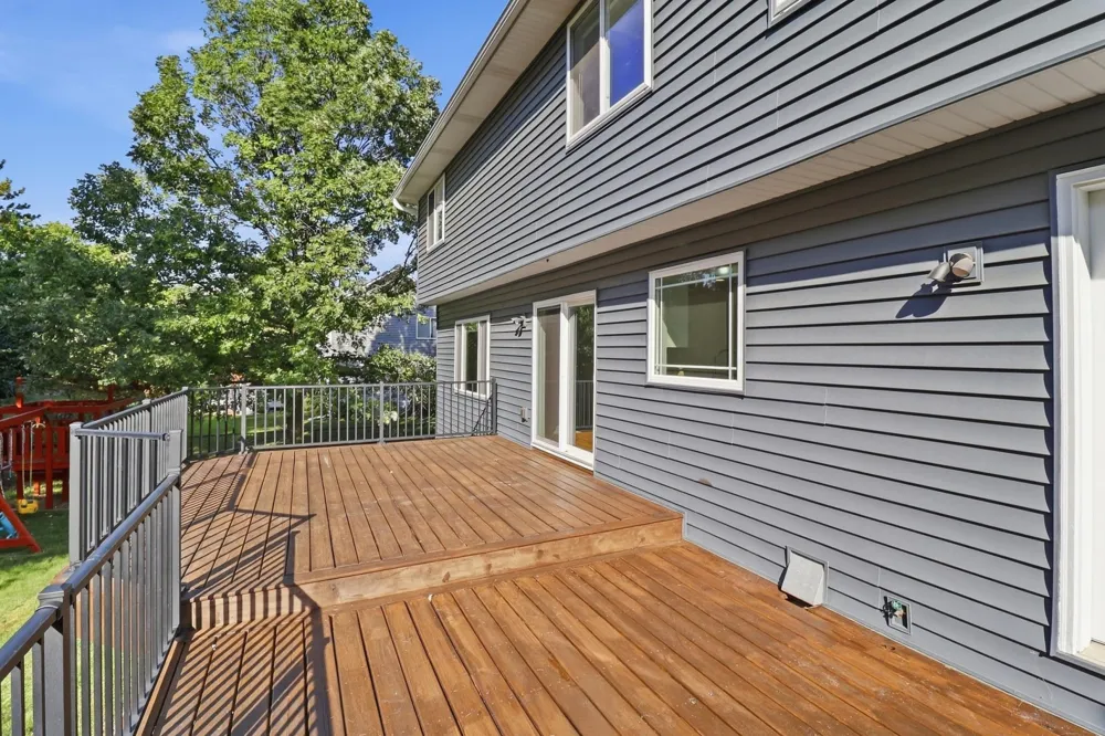 555 White Pine Way Eagan, MN 55123