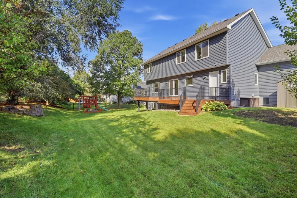 555 White Pine Way Eagan, MN 55123