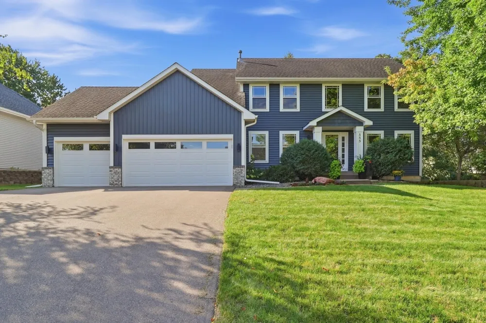 555 White Pine Way Eagan, MN 55123