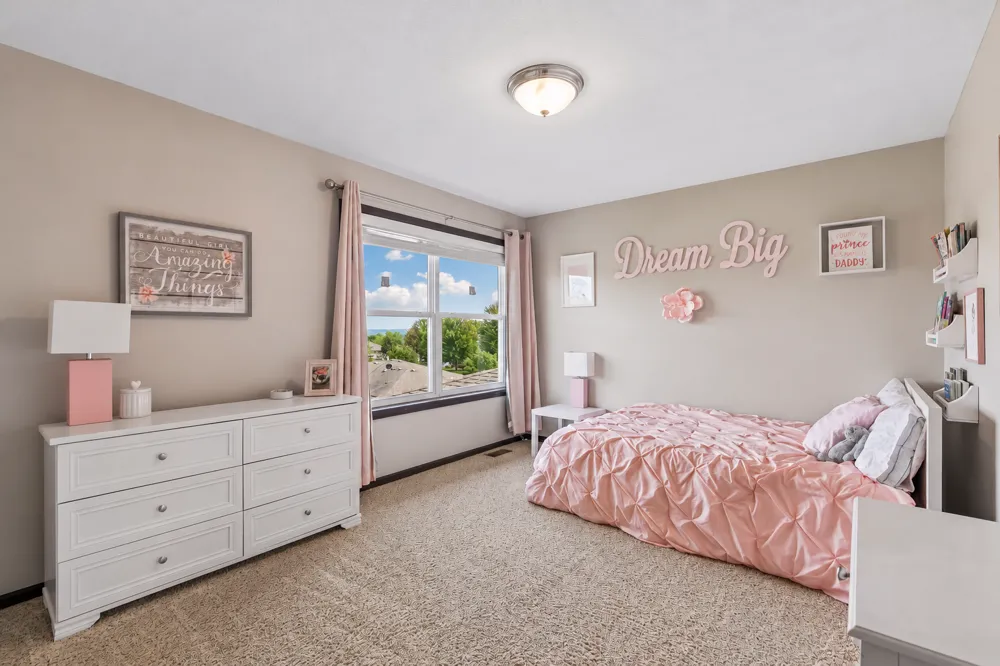 1226 Vernon Drive Carver, MN 55315