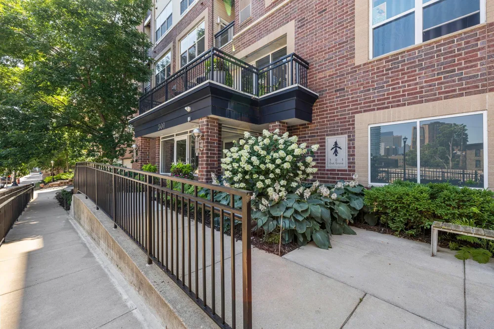 301 Oak Grove Street #308 Minneapolis, MN 55403