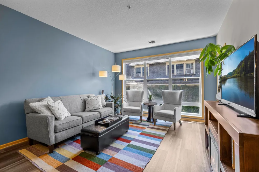 301 Oak Grove Street #308 Minneapolis, MN 55403