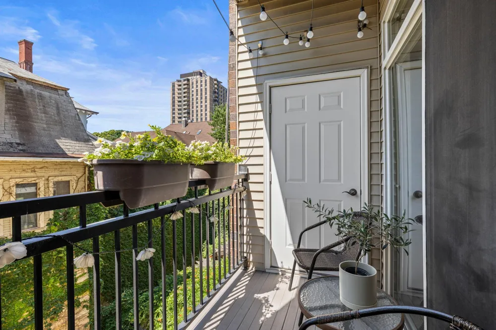 301 Oak Grove Street #308 Minneapolis, MN 55403