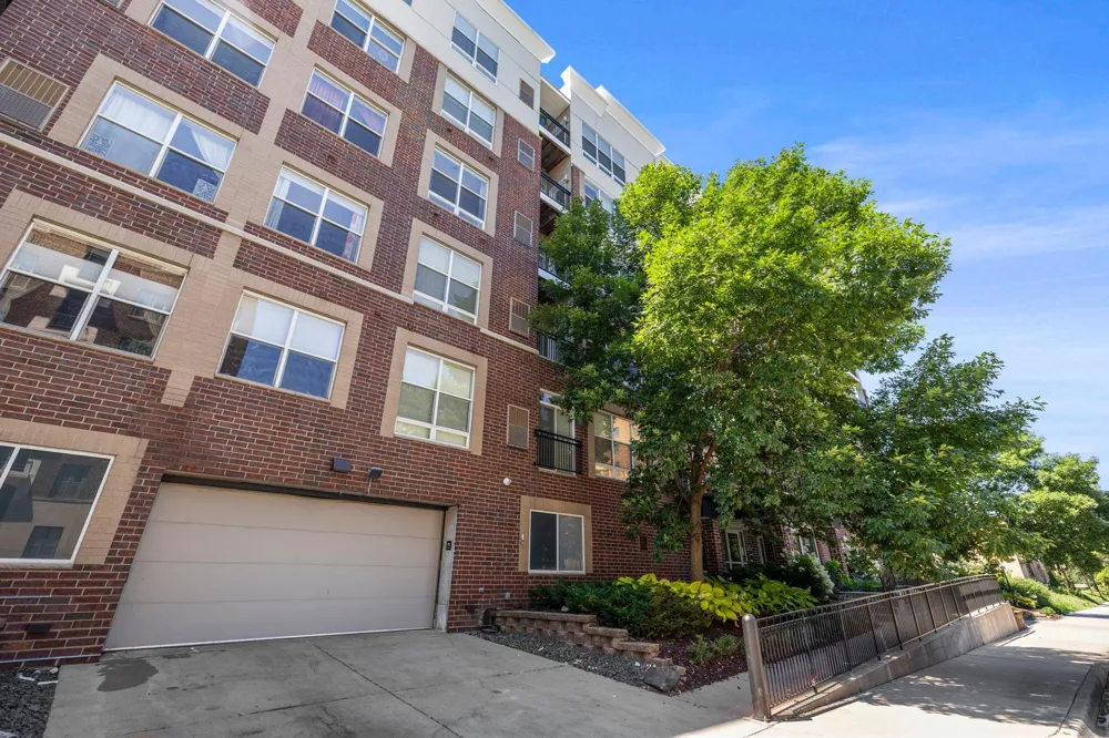 301 Oak Grove Street #308 Minneapolis, MN 55403
