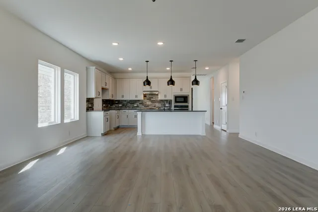 128 Yale St Seguin, TX 78155