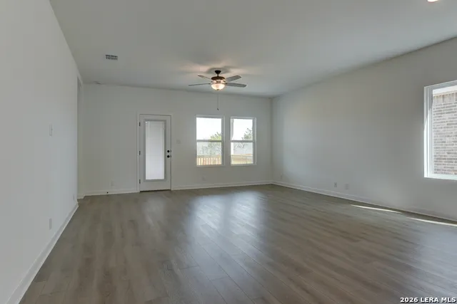 128 Yale St Seguin, TX 78155