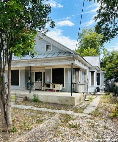 230 CLIFFORD CT San Antonio, TX 78210