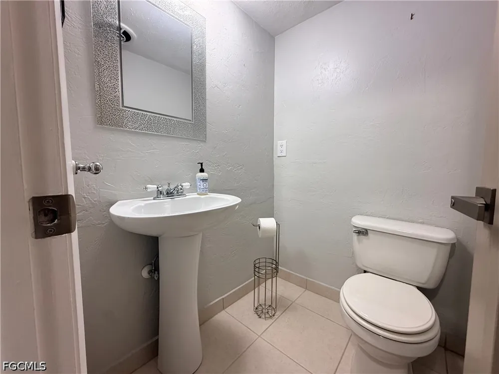 Address Not Shown Cape Coral, FL 33904
