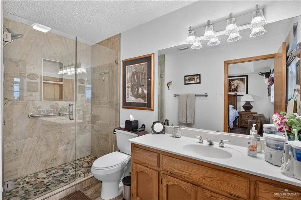 802 Lake View Drive Mission, TX 78572