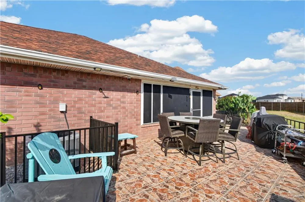 802 Lake View Drive Mission, TX 78572