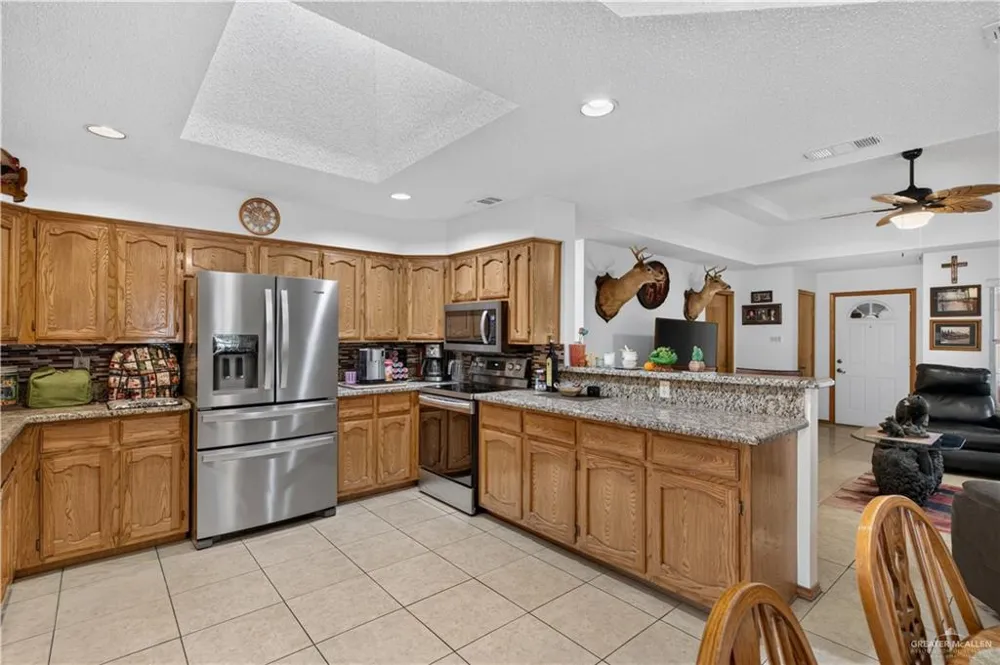 802 Lake View Drive Mission, TX 78572
