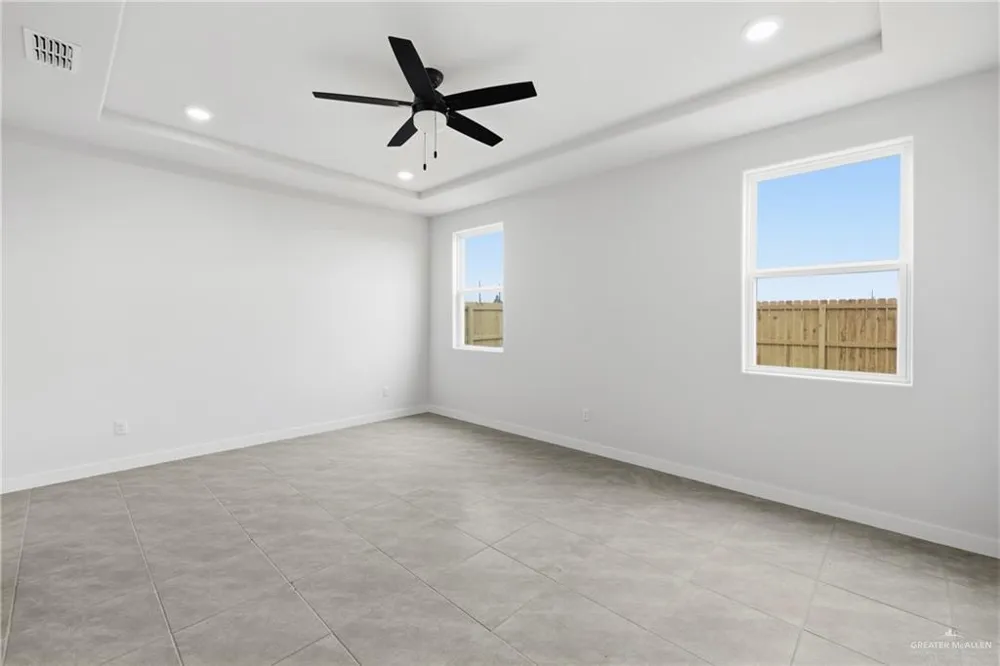300 W Landon Street W Edinburg, TX 78539