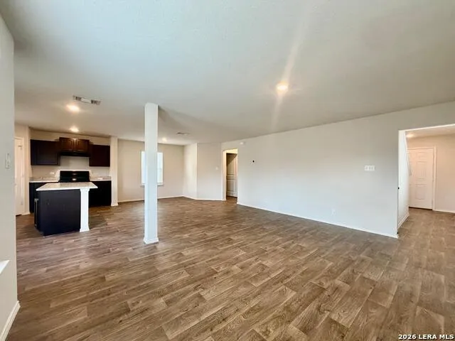 4018 Winterfell Converse, TX 78109