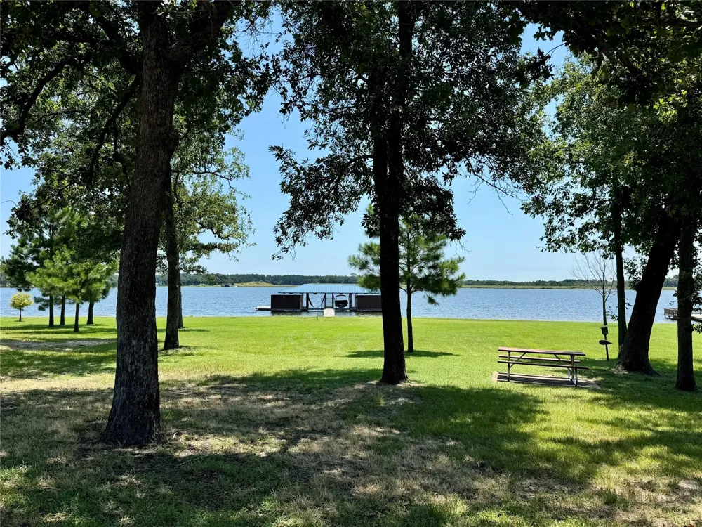 172 Charlya Drive Athens, TX 75752