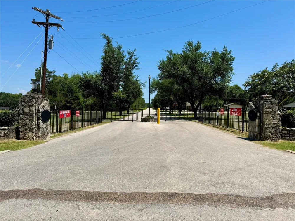 172 Charlya Drive Athens, TX 75752