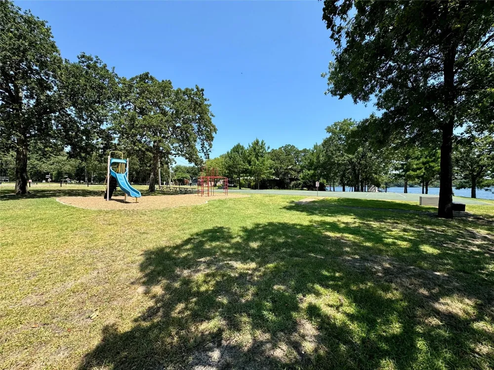 172 Charlya Drive Athens, TX 75752