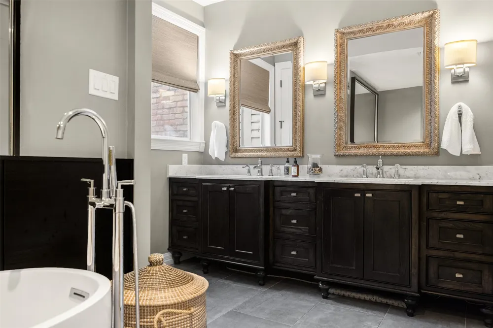 13715 Creekside Place Dallas, TX 75240