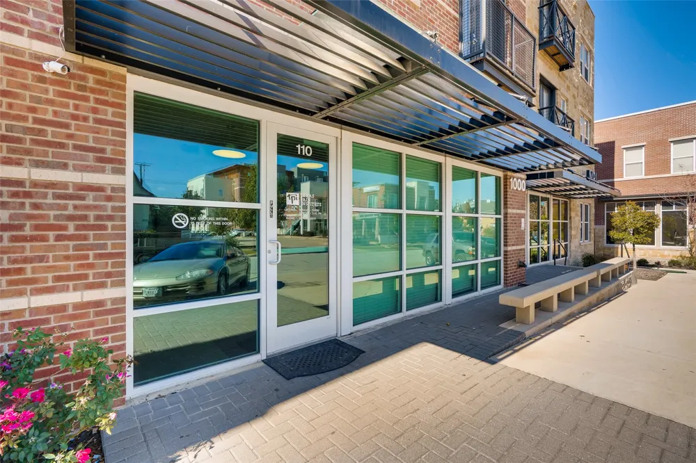 1000 Lipscomb Street #304 Fort Worth, TX 76104