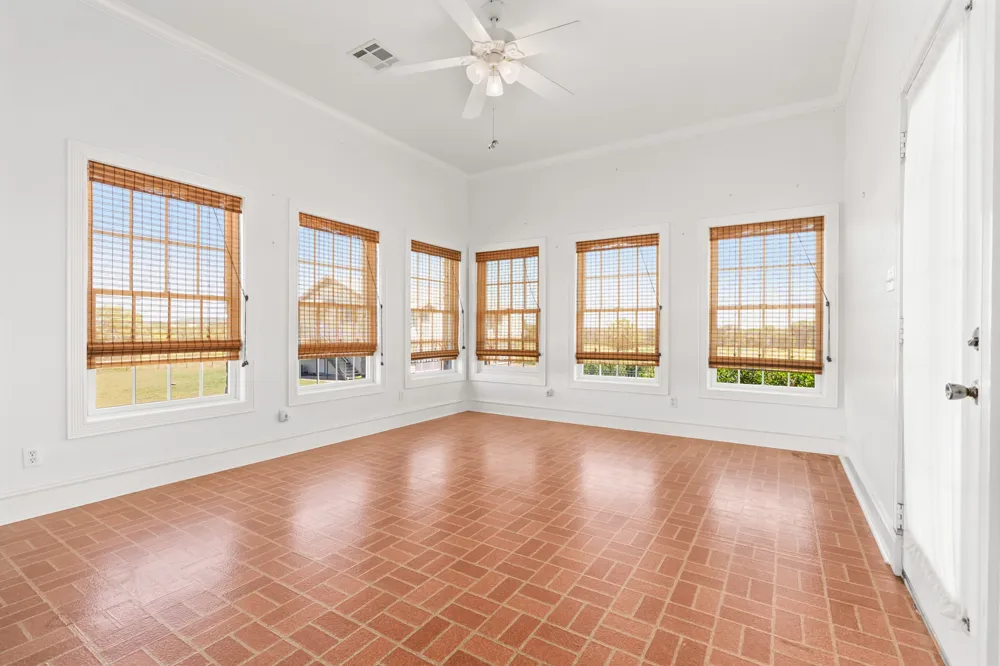 664 Fm 182 Clifton, TX 76634