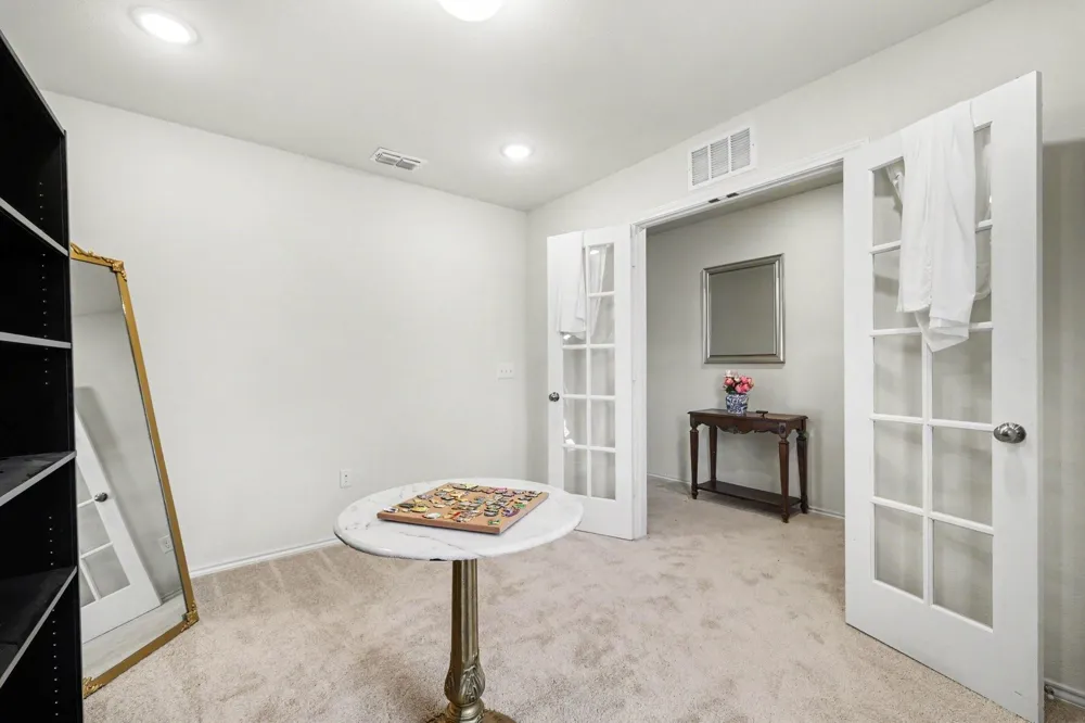 1301 Waggoner Drive Aubrey, TX 76227