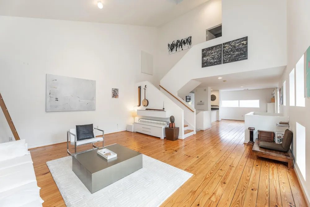 2714 Chenevert Street Houston, TX 77004