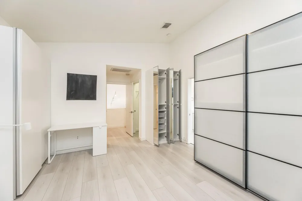 2714 Chenevert Street Houston, TX 77004
