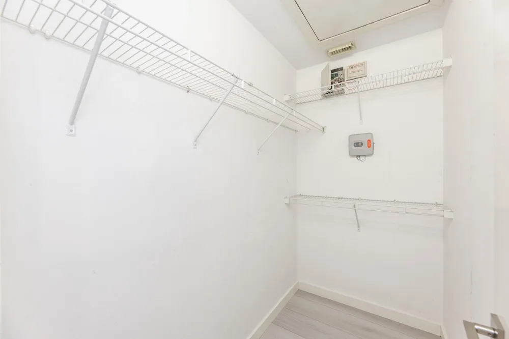 2714 Chenevert Street Houston, TX 77004