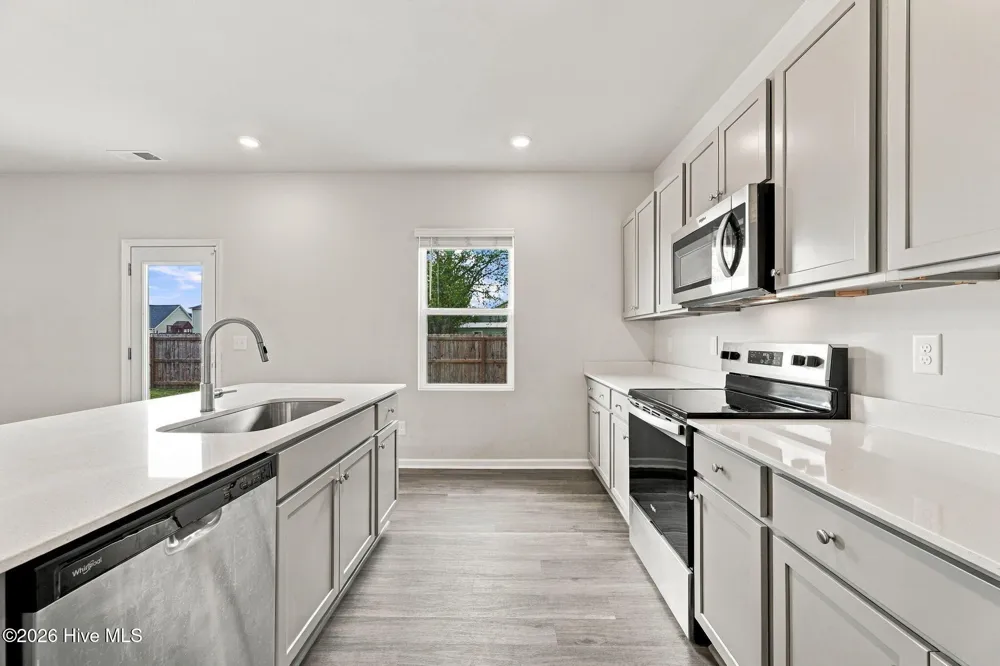 503 Sandy Hollow Drive Jacksonville, NC 28540