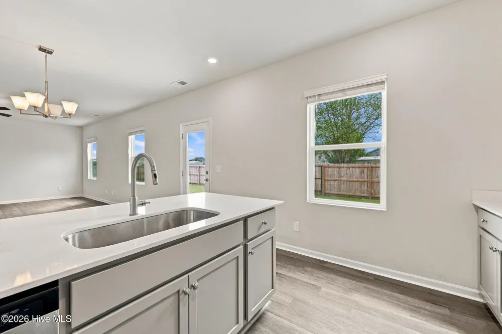 503 Sandy Hollow Drive Jacksonville, NC 28540