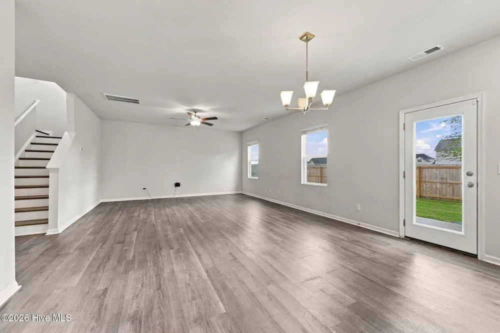 503 Sandy Hollow Drive Jacksonville, NC 28540