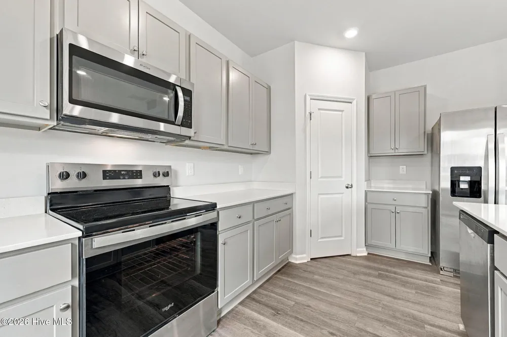 503 Sandy Hollow Drive Jacksonville, NC 28540