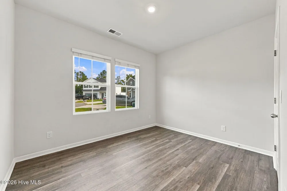 503 Sandy Hollow Drive Jacksonville, NC 28540