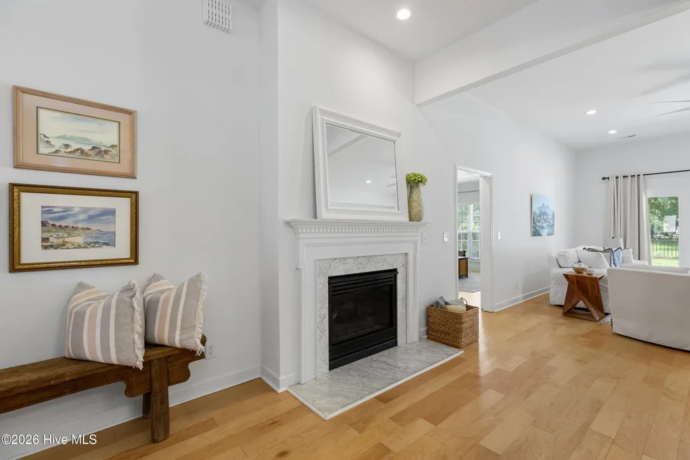 800 Fox Ridge Lane Wilmington, NC 28405