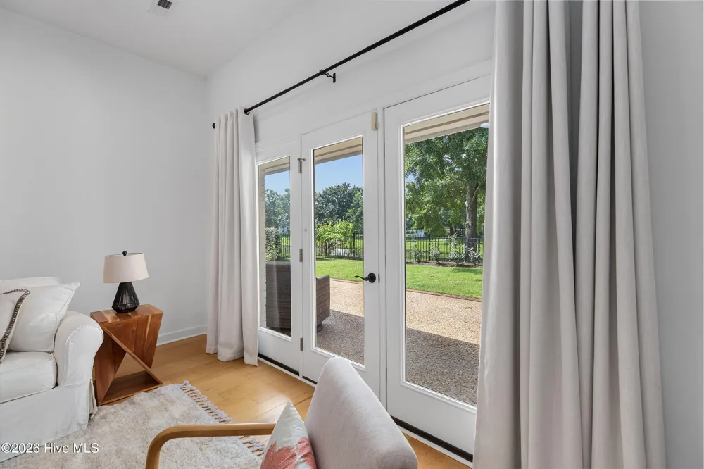 800 Fox Ridge Lane Wilmington, NC 28405