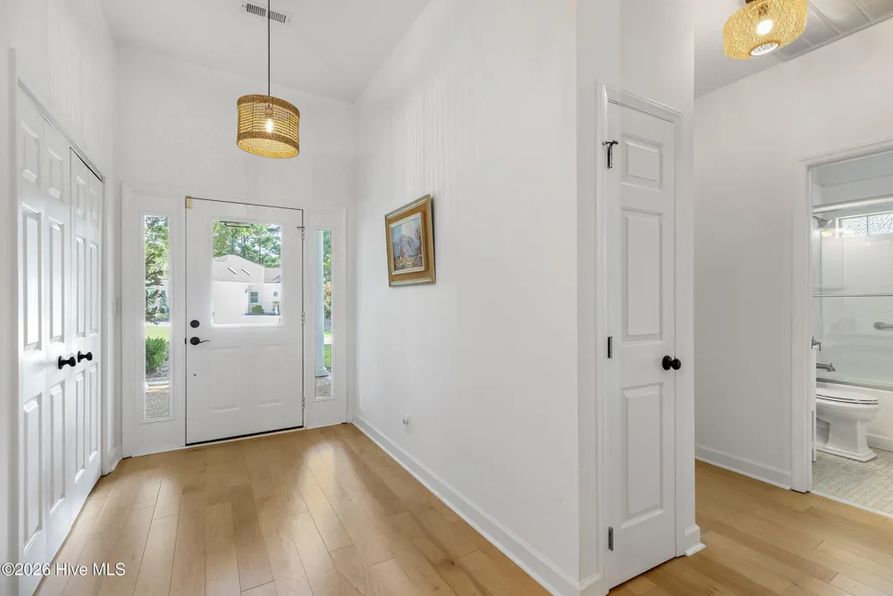 800 Fox Ridge Lane Wilmington, NC 28405
