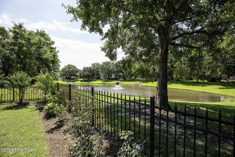 800 Fox Ridge Lane Wilmington, NC 28405