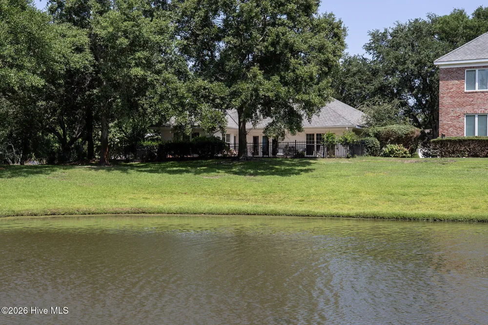 800 Fox Ridge Lane Wilmington, NC 28405