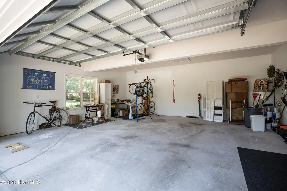 800 Fox Ridge Lane Wilmington, NC 28405