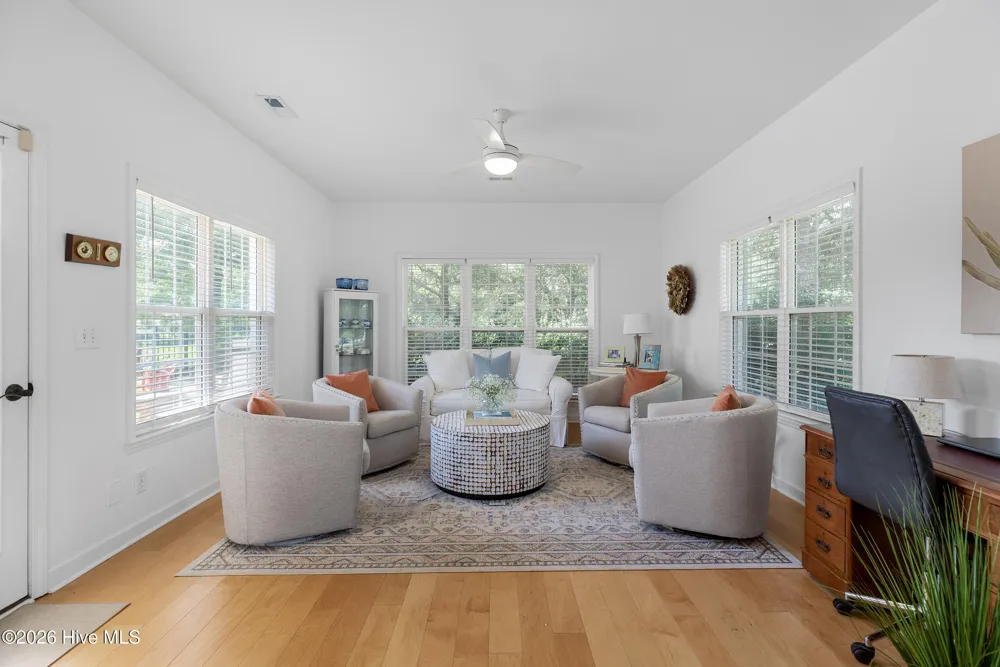 800 Fox Ridge Lane Wilmington, NC 28405