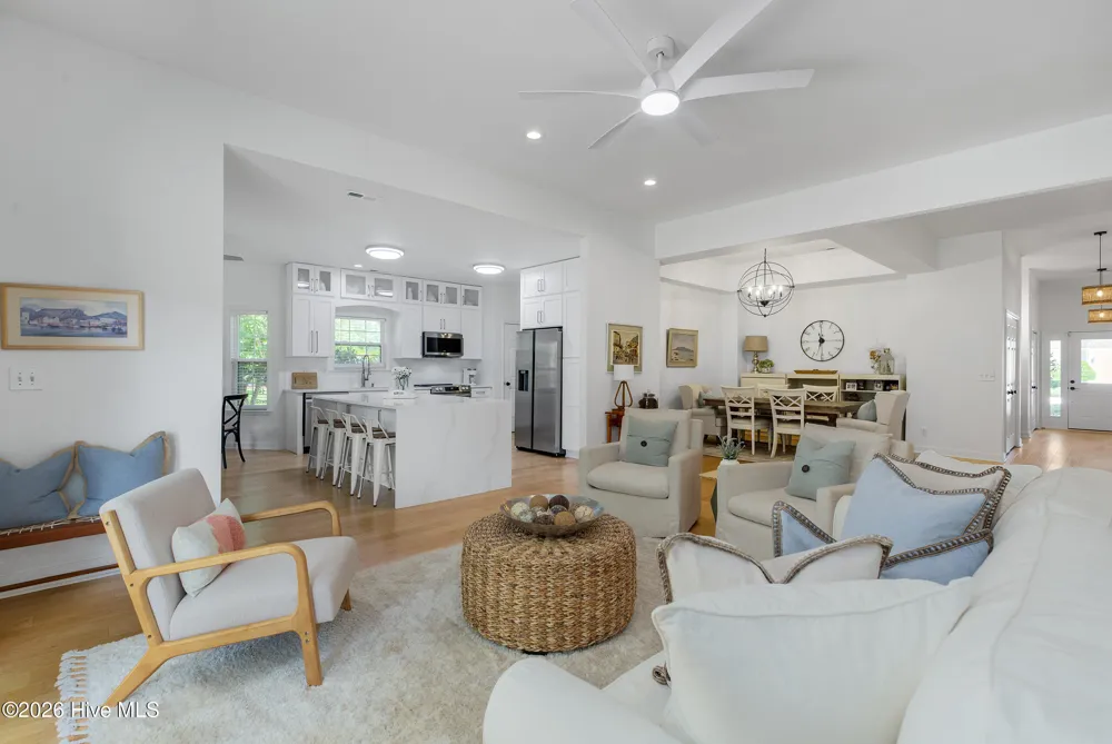 800 Fox Ridge Lane Wilmington, NC 28405
