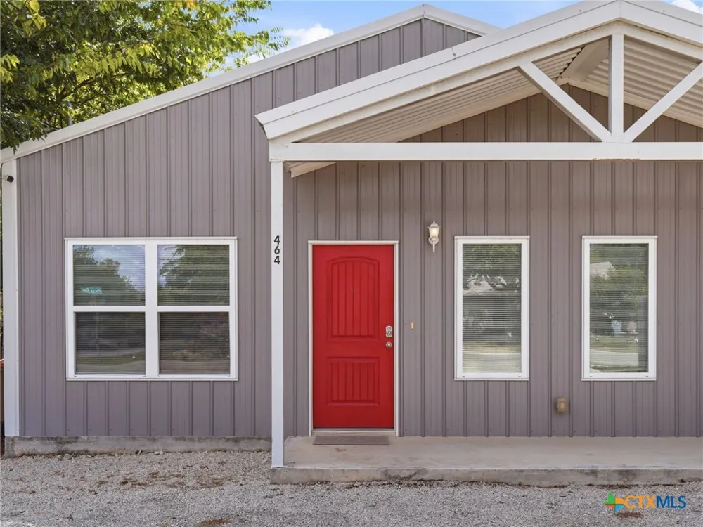 464 Pecan Row Canyon Lake, TX 78132