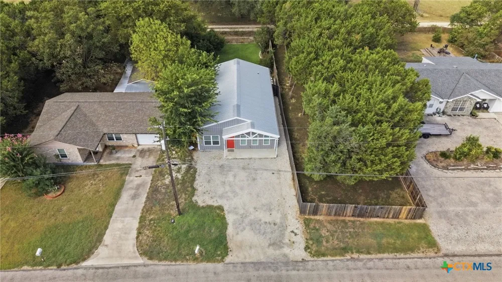 464 Pecan Row Canyon Lake, TX 78132