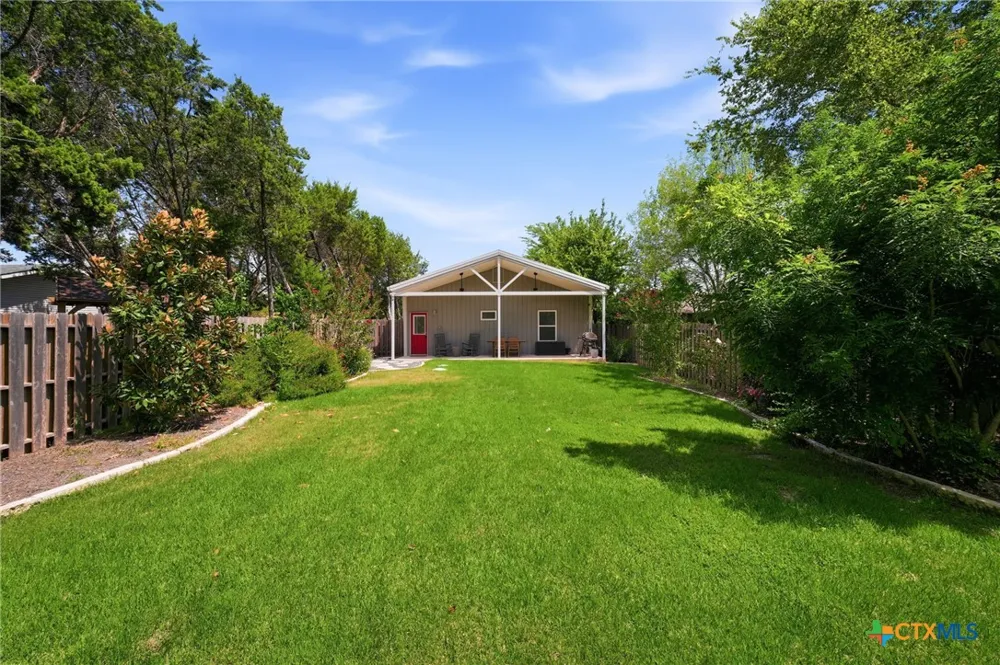 464 Pecan Row Canyon Lake, TX 78132