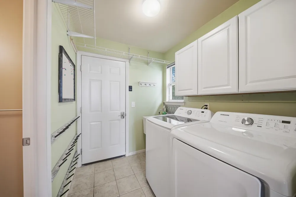 4122 Ash Tree Lane Oceola Township, MI 48843