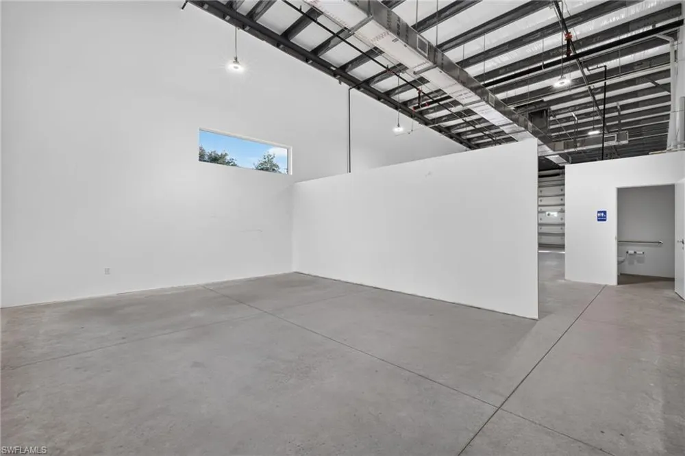 16103 Lee Road #201 Fort Myers, FL 33912