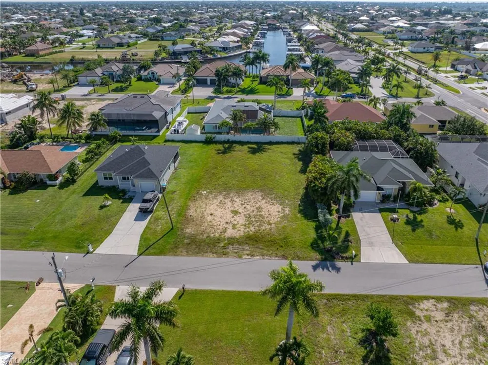 9 NW 38th Place Cape Coral, FL 33993